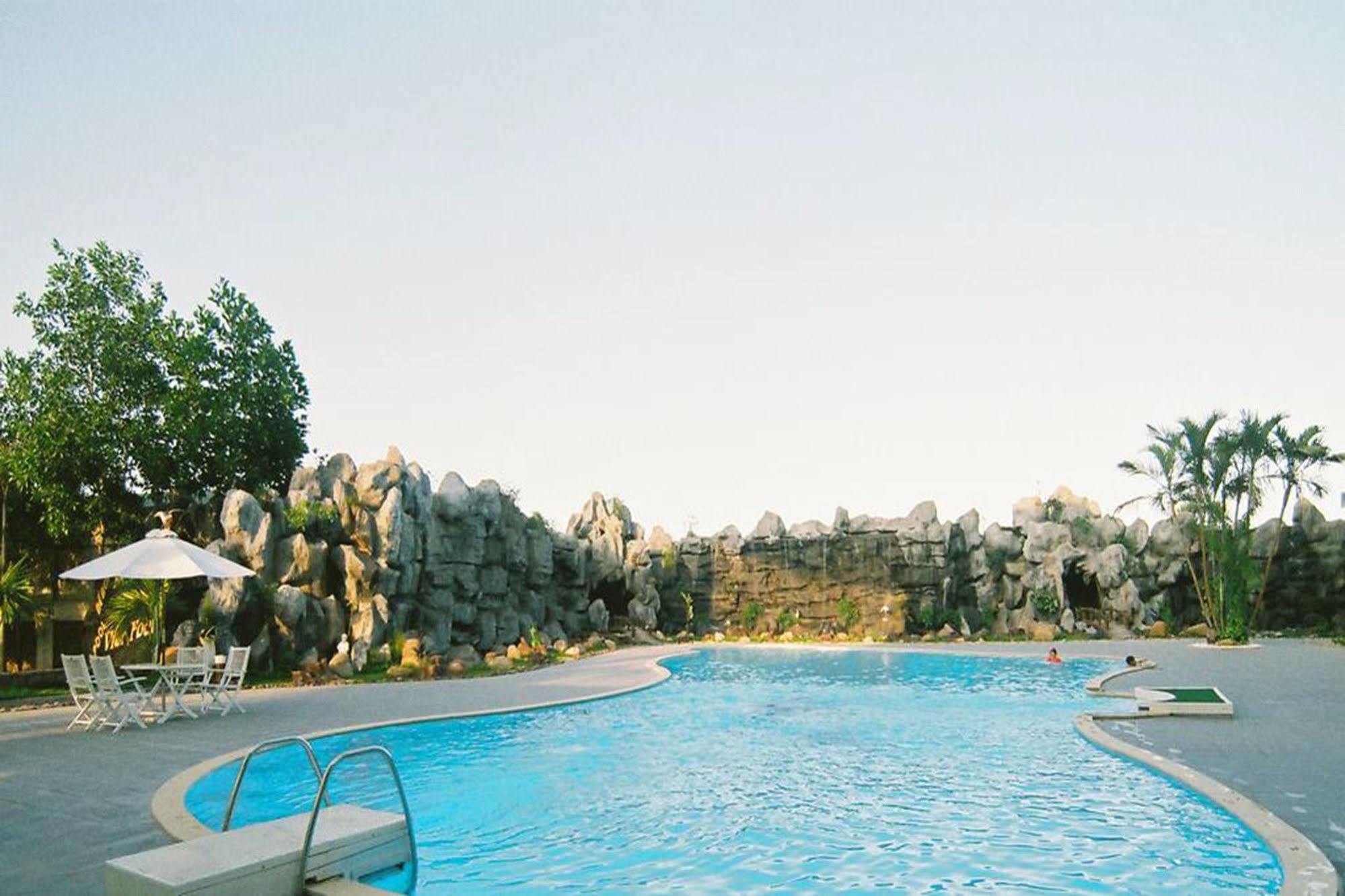 Camela Hotel & Resort Hai Phong Kültér fotó
